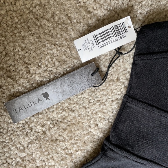 Aritzia Talula removable strap dress - Picture 4 of 6